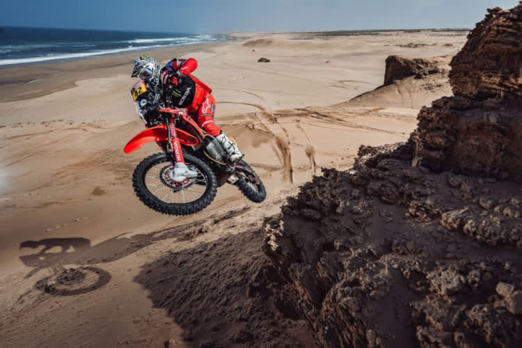 Adrien van Beveren auf der CRF 450 Rally