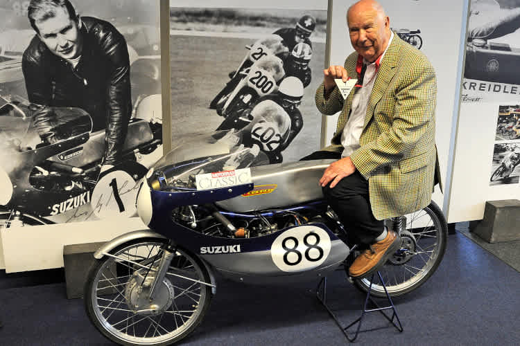 Zum 88. bastelten wir eine neue Startnummer auf das Bike von Anscheidt