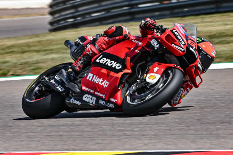 Pecco Bagnaia schraubt den SaRi-Rekord weiter nach unten