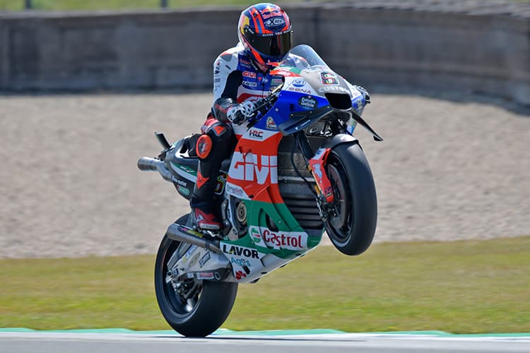 Stefan Bradl in Assen aufd er LCR-Honda von Alex Rins