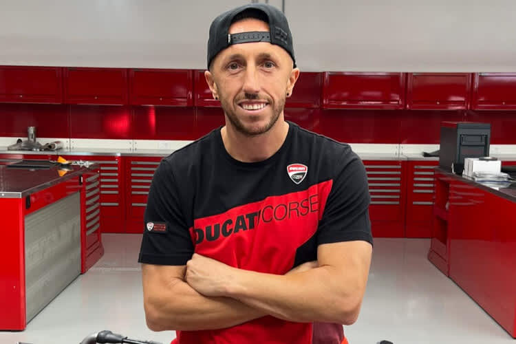 Tony Cairoli im durchaus noch ungewohnten Ducati-Look