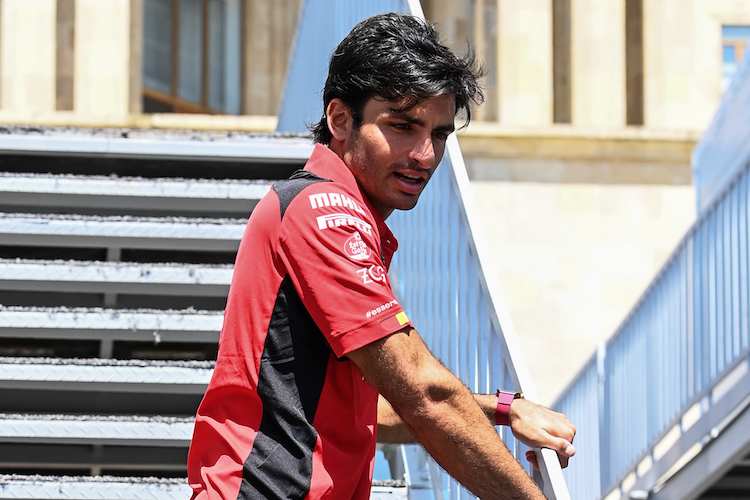 Carlos Sainz sagt über Max Verstappen: «Er hat sich in jedem Bereich stetig verbessert»