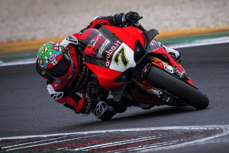 Chaz Davies auf der Ducati V4R: Sieht es aus früher, war aber erst am Mittwoch