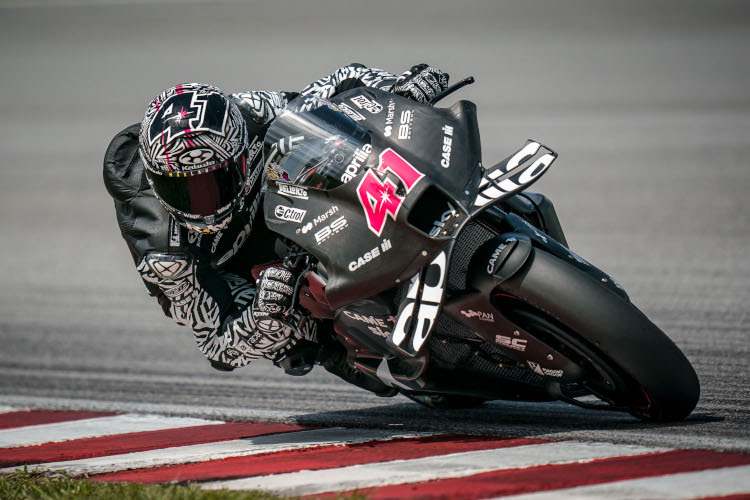 Sepang: Aleix Espargaró auf der neuen RS-GP