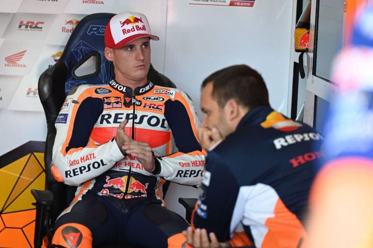 Pol Espargaró ist froh, nicht mehr in der Honda-Box zu sitzen