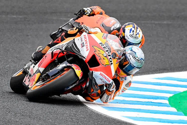 Pol Espargaró (vor Raúl Fernández) in Motegi: Platz 7 im FP1