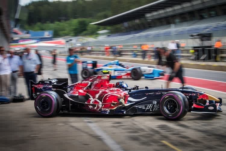 Die BOSS GP Racing Series bietet Spektakel