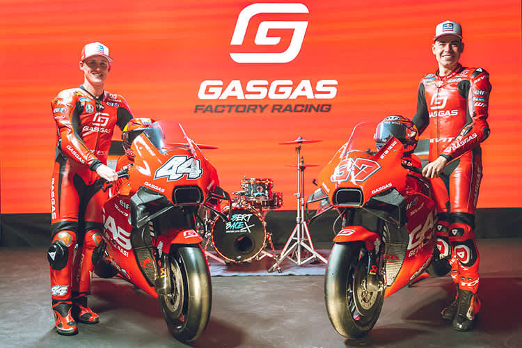 Das GASGAS-Team mit Espargaró und Fernández