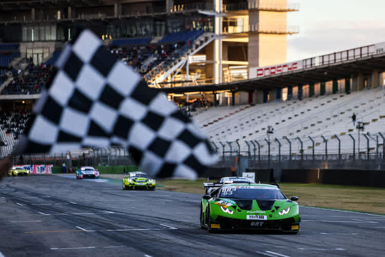  2021 gewann GRT beide ADAC GT Masters-Läufe in Hockenheim