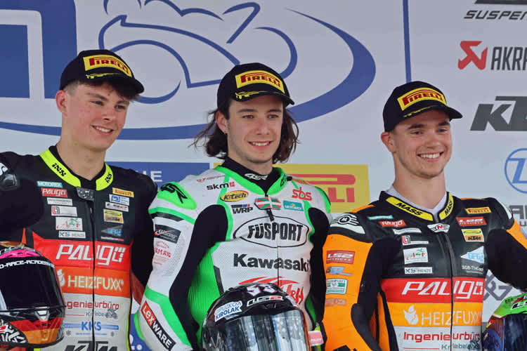 Inigo Iglesias (Mitte) zwischen Leonnox Lehmann und Dirk Geiger