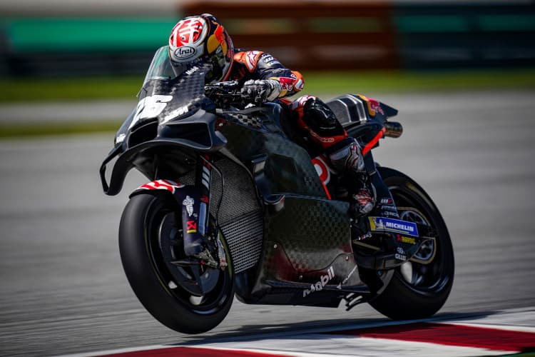 Dani Pedrosa: So sieht die neue KTM-Verkleidung mit zwei Stufen an der Seite aus