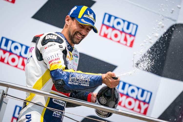 Randy Krummenacher: Bisher zwei MotoE-Podestplätze