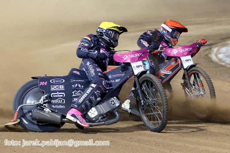 Bei der EM in Rybnik: Kai Huckenbeck (rot) gegen Janusz Kolodziej