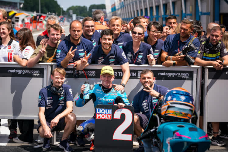 Joel Kelso auf P2: Am Quali-Tag in Assen hatte CFMOTO PrüstelGP Grund zum Jubel