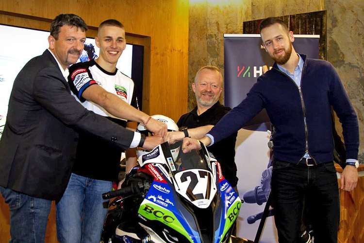 Bálint Kovács (2.v.li.) und Werner Daemen (2.v.re.) arbeiten 2023 zusammen