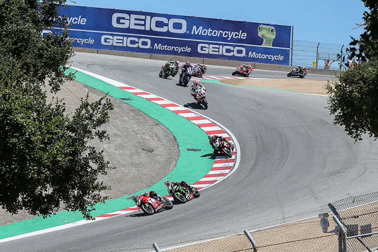Die Corkscrew in Laguna Seca: Davies vor Rea bei der SBK 2019