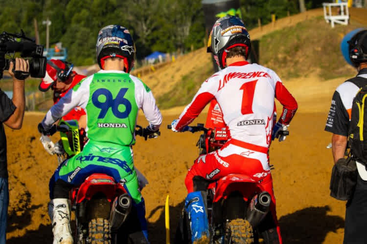 Mit dabei sind die Lawrence-Brüder