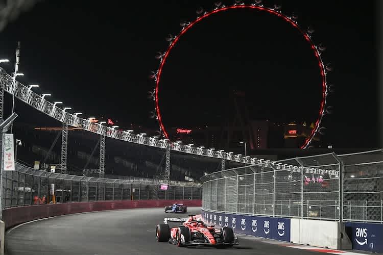 Charles Leclerc war der Einzige, der das Q3 auf Intermediates in Angriff nahm