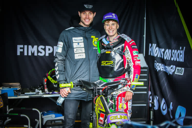 Celina Liebmann (re.) mit Tuner Robert Barth