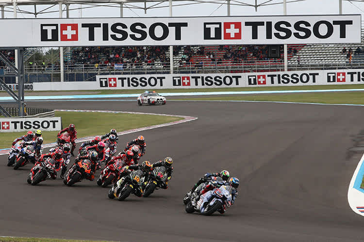 Kein alltägliches Bild: Alex Márquez (73) führt vor Morbidelli, Marini, Bezzecchi und Binder