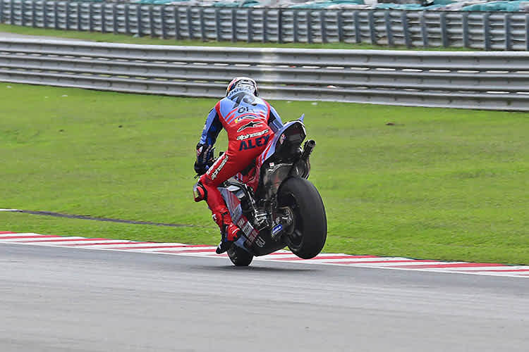 Alex Márquez in Sepang: Bei 2,2 bar vorne wird das Bremsen gefährlich