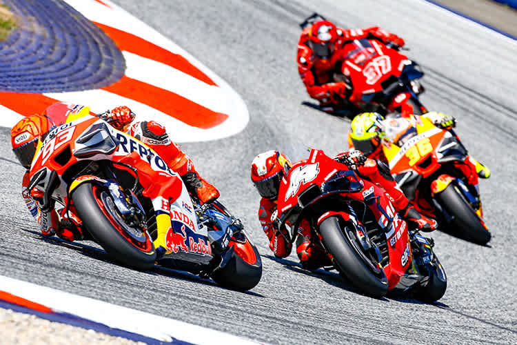 Packende Fights am Sonntag: Marc Márquez (93) vor Pol Espargaró (44), Mir (36) und Augusto Fernández