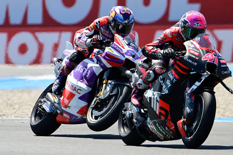 Jorge Martin (89) kämpfte verbissen gegen Aleix Espargaró