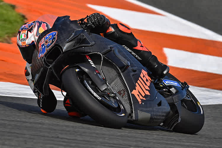 Jack Miller beim ersten Test mit der KTM RC16 in Valencia 2022