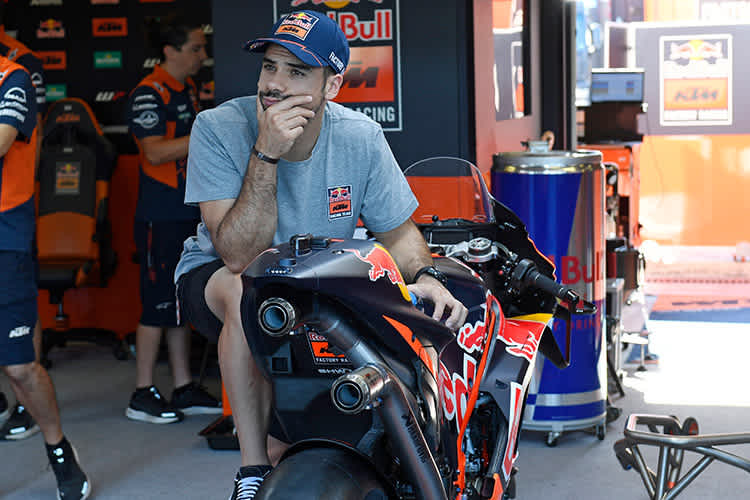 Miguel Oliveira bei einer kurzen Testpause am Dienstag in Misano