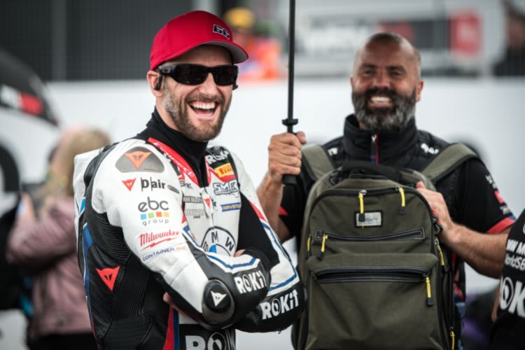 Es wird noch eine Weile dauern, bis Tom Sykes wieder herzhaft lachen kann