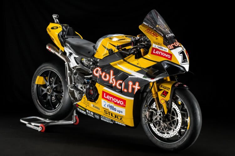 Die gelbe Ducati V4R war eine schöne Abwechslung