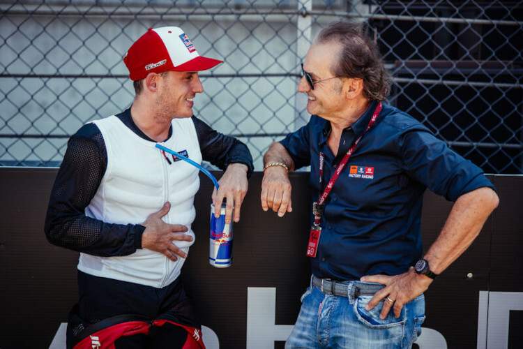 Pol Espargaró im Gespräch mit Hubert Trunkenpolz