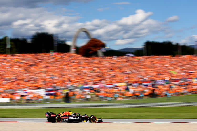 Max Verstappen vor toller Kulisse auf dem Red Bull Ring