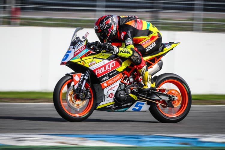 Schnell auf dem Motorrad und auch schnell zu Fuß