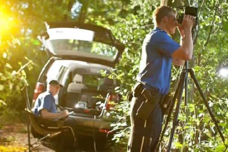 Das Schweizer Parlament wollte mehr Ermessensspielraum der Richter bei Raserdelikten - und kuscht nun kleinlaut vor der Stiftung Roadcross 