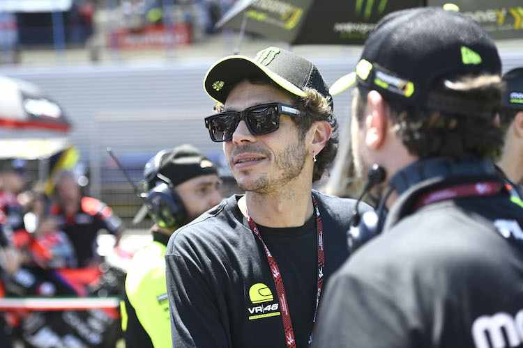Valentino Rossi besuchte in Jerez erstmals 2023 die MotoGP