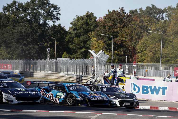 2021 rammte Kelvin van der Linde seinen Konkurrenten von der Strecke