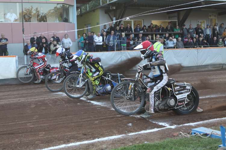 Start zum Finale (v.l.): Skorja, Gappmaier, Lobozinski und Nielsen