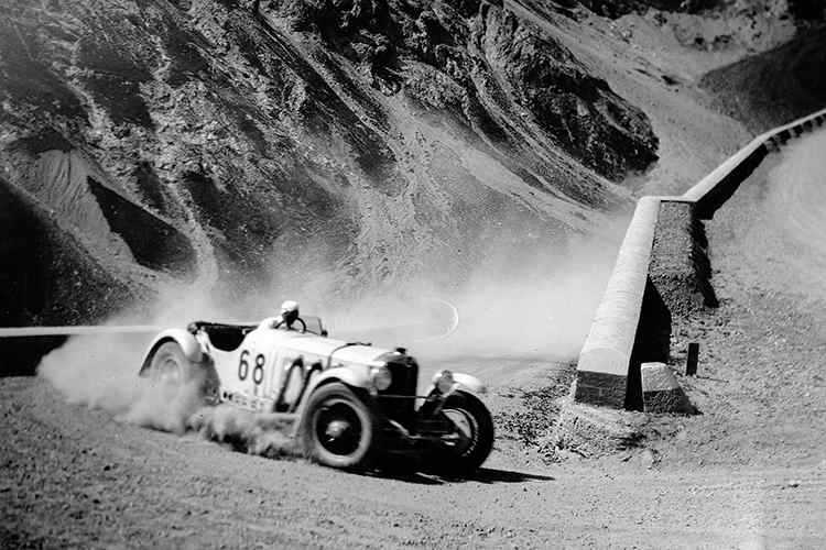 Stilfser Joch-Bergrennen 1932: Hans Stuck sen. drifte um eine Kehre