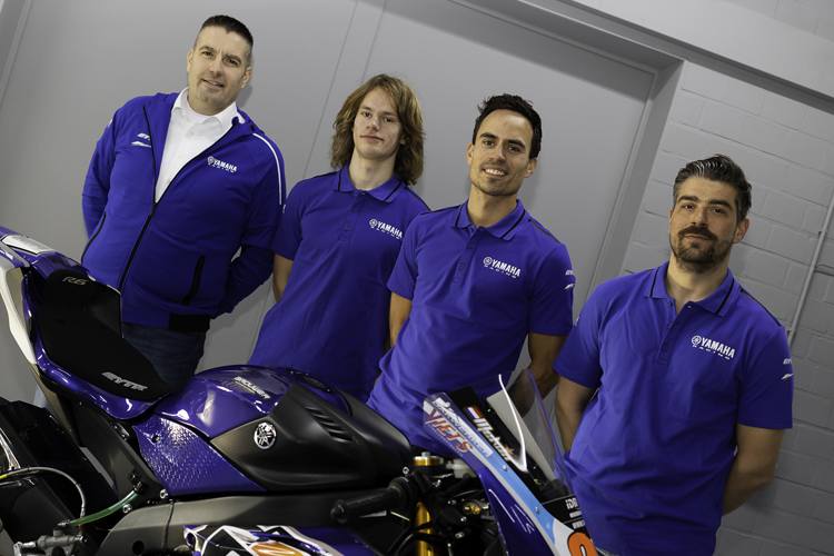 Das Team mit van der der Voort (2.v.li.) und Hartog (2.v.re.)