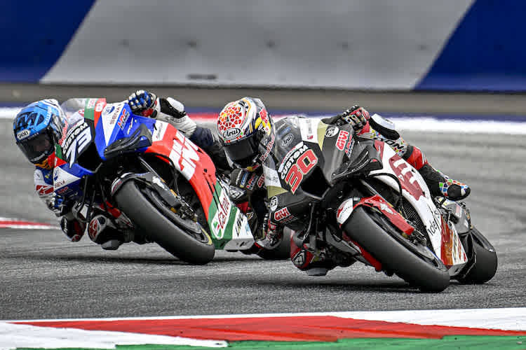 Takaaki Nakagami vor Alex Márquez