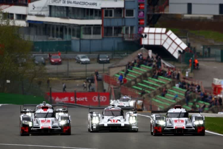 Audi R18 und Porsche 919 (Mitte) in Spa-Francorchamps 