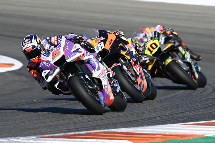 Im Rennen: Johann Zarco (5) vor Oliveira (88) und Marini (10)