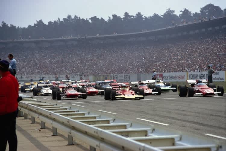 Volle Hütte: Start zum Grossen Preis von Deutschland 1970 in Hockenheim