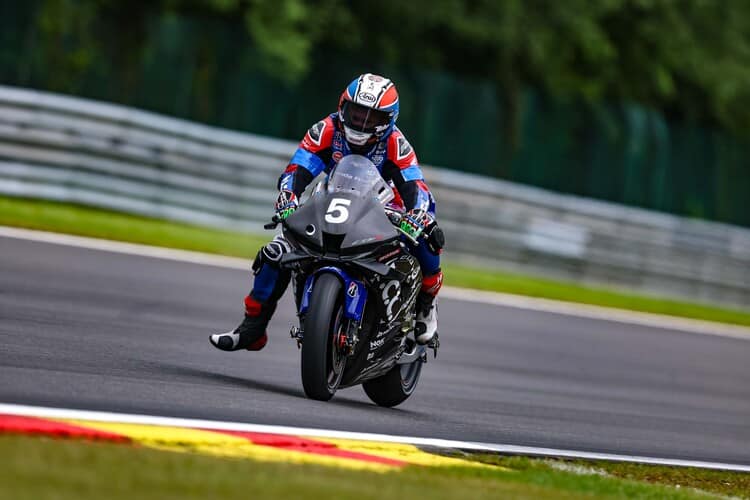 Honda fuhr am Freitagmorgen Bestzeit