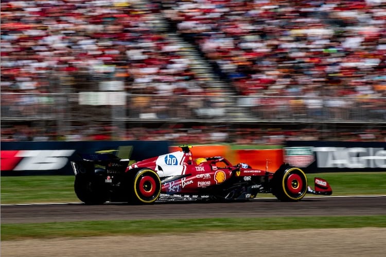 Lewis Hamilton in Imola
