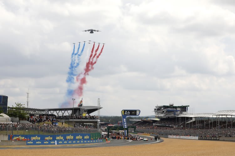 Spannende Atmosphäre kurz vor Rennstart der 24h Le Mans
