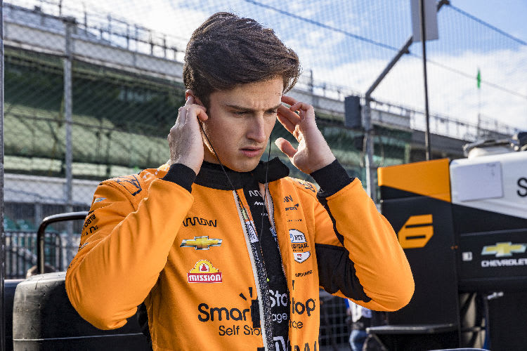 Theo Pourchaire in McLaren-Papaya. Diese Zeit endet nun früher als erwartet