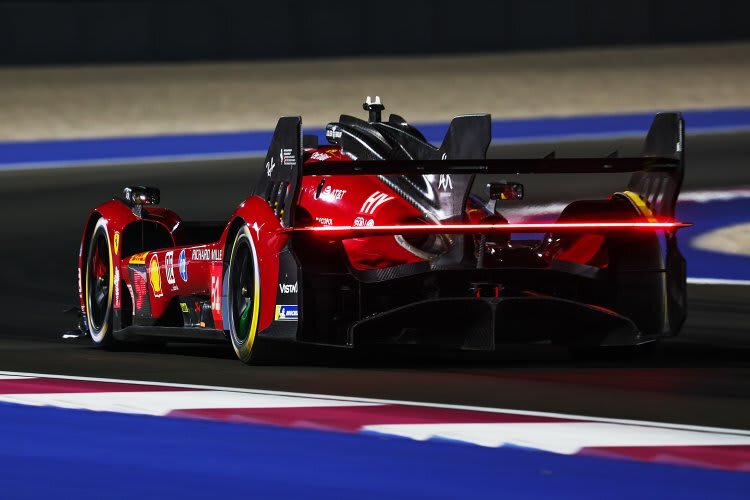 Der Ferrari 499P von James Calado, Antonio Giovinazzi und Alessandro Pier Guidi