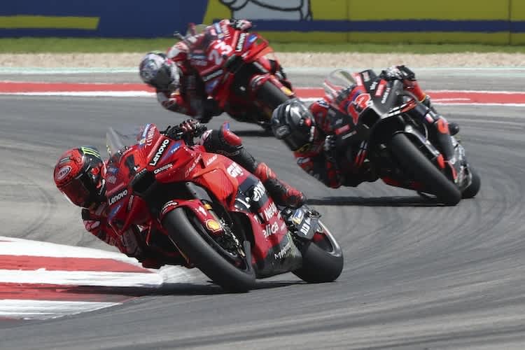 In der frühen Phase des Grand Prix der US lag Pecco Bagnaia noch vor dem späteren Sieger Viñales 